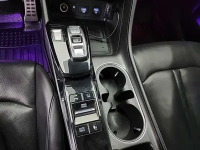 Hyundai Sonata 2020, 126000 км, за 8467.9 USD - фото 8