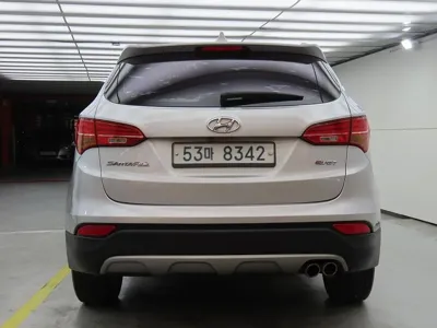 Hyundai Santafe 2014, 142004 км, за 5074.17 USD