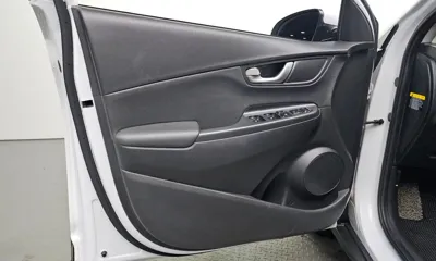 Hyundai Kona 2018, 60976 км, за 9649.47 USD - фото 24