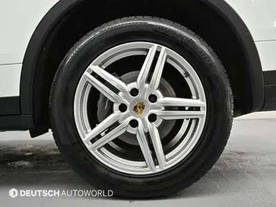 Porsche Cayenne 2016, 152469 км, за 15406.61 USD