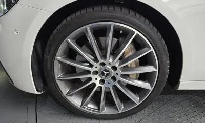 Mercedes-Benz E-Class 2021, 60953 км, за 24737.89 USD