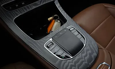 Mercedes-Benz E-Class 2021, 60953 км, за 24713.79 USD - фото 27