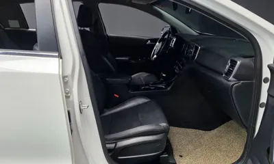 Kia Sportage 2018, 115322 км, за 7271.29 USD - фото 11