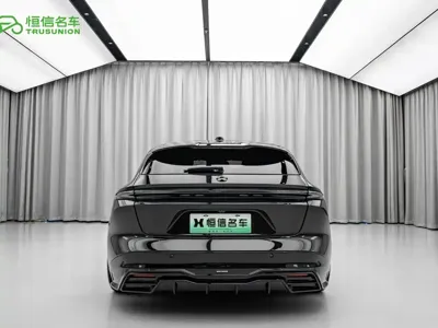 Nio ET5T 2023, 71000 км, за 23954.8 USD