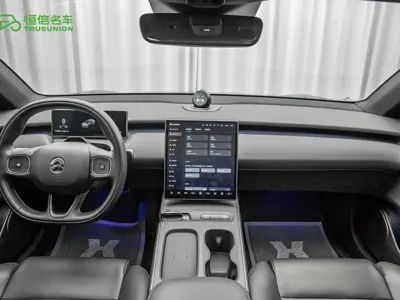 Nio ET5T 2023, 71000 км, за 23954.8 USD - фото 13