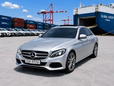 Mercedes-Benz C-Class · 2018 год