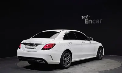 Mercedes-Benz C-Class 2019, 87318 км, за 16195.15 USD