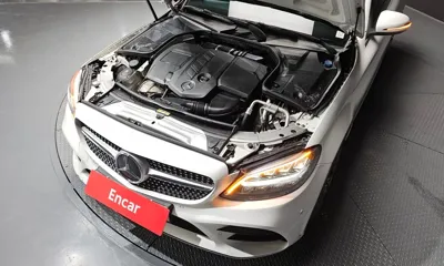Mercedes-Benz C-Class 2019, 87318 км, за 16195.15 USD - фото 6