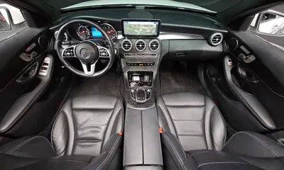 Mercedes-Benz C-Class 2019, 87318 км, за 16195.15 USD - фото 7