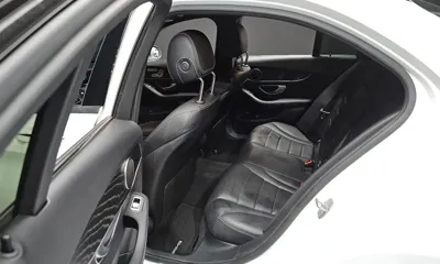 Mercedes-Benz C-Class 2019, 87318 км, за 16195.15 USD - фото 11