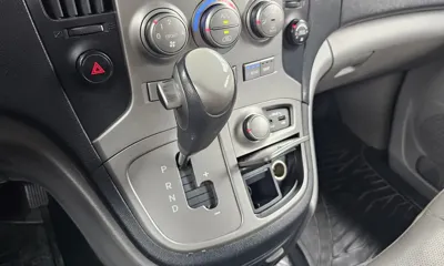 Hyundai Starex 2015, 188518 км, за 3908.8 USD - фото 9