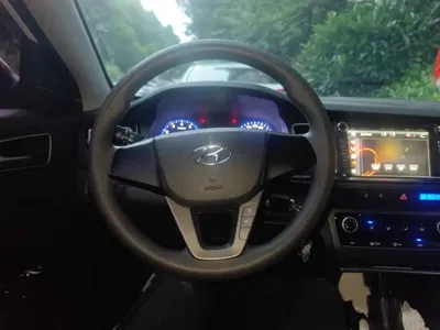 Hyundai Mistra 2014, 79300 км, за 3457.85 USD