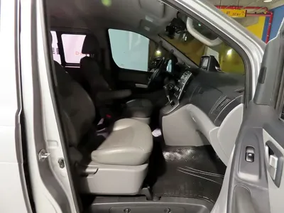 Hyundai Starex 2015, 110520 км, за 6039.12 USD - фото 11