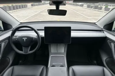 Tesla Model Y 2023, 42000 км, за 30461 USD - фото 10