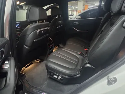 BMW X7 2024, 10700 км, за 87759.18 USD