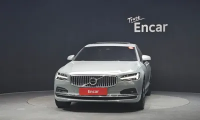Volvo S90 2024, 35607 км, за 27907.91 USD