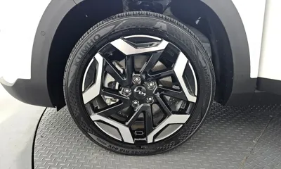 Kia Seltos 2025, 19660 км, за 18167.6 USD