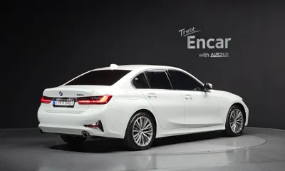 BMW 3-Series 2022, 62455 км, за 18942.39 USD