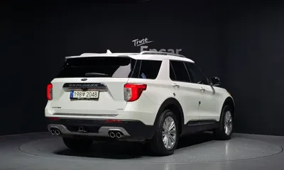 Ford Explorer 2021, 87940 км, за 21498.38 USD