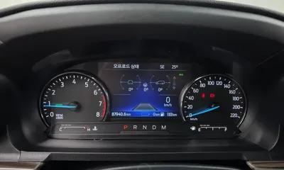 Ford Explorer 2021, 87940 км, за 21498.38 USD - фото 8