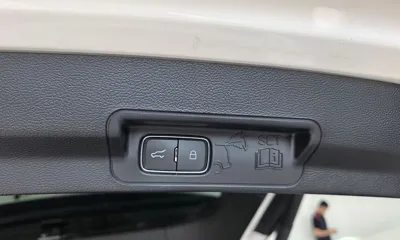 Ford Explorer 2021, 87940 км, за 21498.38 USD - фото 30