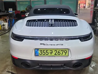 Porsche 911 2023, 12000 км, за 650061.52 USD