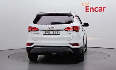 Hyundai Santafe 2016, 156218 км, за 6826.83 USD