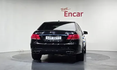 Mercedes-Benz E-Class 2016, 156022 км, за 6901.12 USD