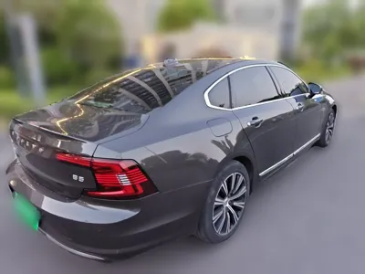Volvo S90 2021, 67600 км, за 21049 USD - фото 4
