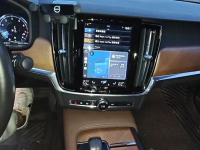 Volvo S90 2021, 67600 км, за 21049 USD - фото 10