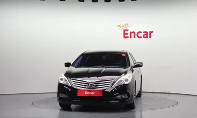 Hyundai Grandeur 2011, 167927 км, за 2824.49 USD
