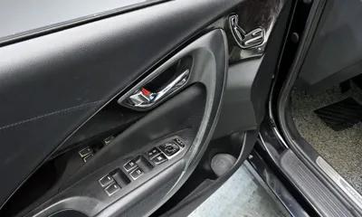 Hyundai Grandeur 2011, 167927 км, за 2824.49 USD - фото 14