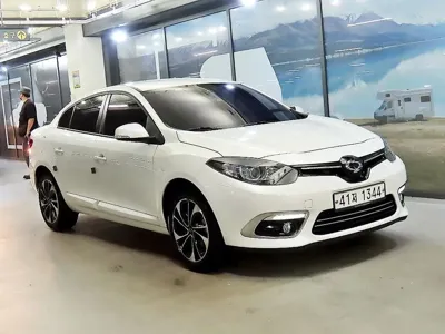 Renault-KoreaSamsung SM3 · 2011 год