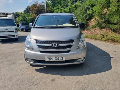 Hyundai Starex 2012, 190434 км, за 2822.63 USD