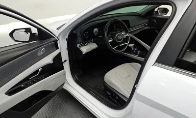 Hyundai Avante 2023, 31121 км, за 14205.48 USD - фото 11