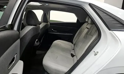 Hyundai Avante 2023, 31121 км, за 14205.48 USD - фото 12
