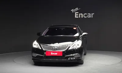 Hyundai Grandeur 2017, 74388 км, за 6213.65 USD