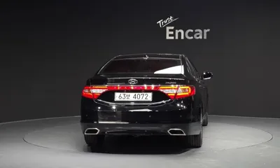 Hyundai Grandeur 2017, 74388 км, за 6213.65 USD