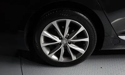 Hyundai Grandeur 2017, 74388 км, за 6213.65 USD