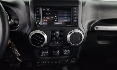 Jeep Wrangler 2017, 66246 км, за 16446.72 USD - фото 14