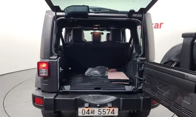 Jeep Wrangler 2017, 66246 км, за 16446.72 USD - фото 20