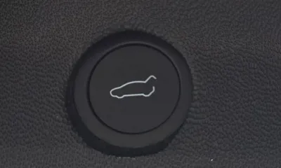 Tesla Model Y 2025, 9994 км, за 48247.34 USD - фото 34