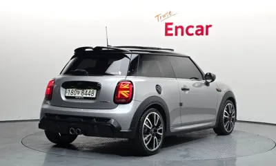MINI Cooper 2024, 16211 км, за 23455.56 USD