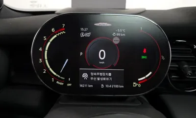 MINI Cooper 2024, 16211 км, за 23455.56 USD - фото 8