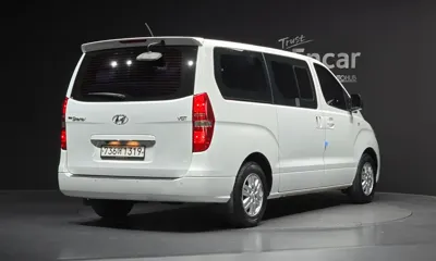 Hyundai Starex 2017, 117209 км, за 7218.86 USD