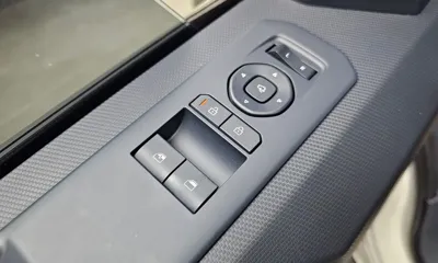 Kia PV5 2026, 5321 км, за 31266.55 USD - фото 29