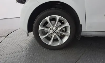 Smart Forfour 2016, 78208 км, за 7089.41 USD
