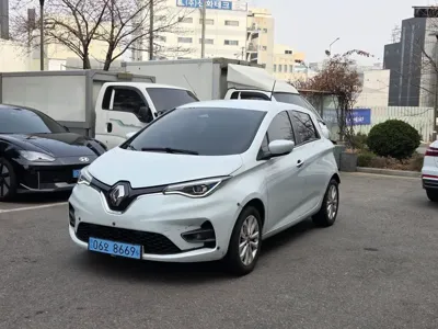 Renault-KoreaSamsung Zoe 2021, 141197 км, за 6435.67 USD
