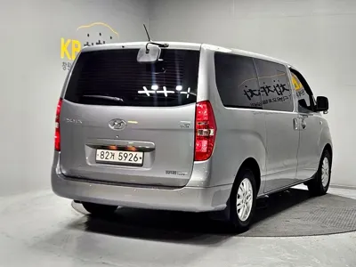 Hyundai Starex 2021, 175636 км, за 8205.33 USD - фото 6