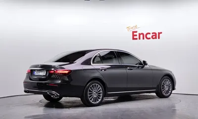Mercedes-Benz E-Class 2021, 37782 км, за 24116.28 USD